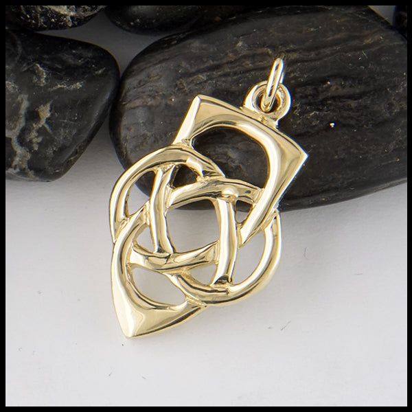 Gold Father's Knot pendant
