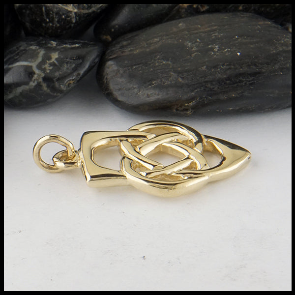 Gold Father's Knot pendant