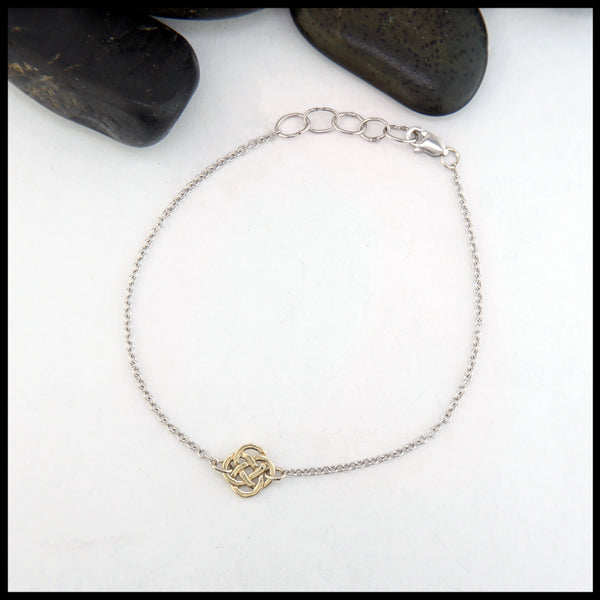 Chain Bracelet in 14K White gold with 14K Yellow gold josephine's knot