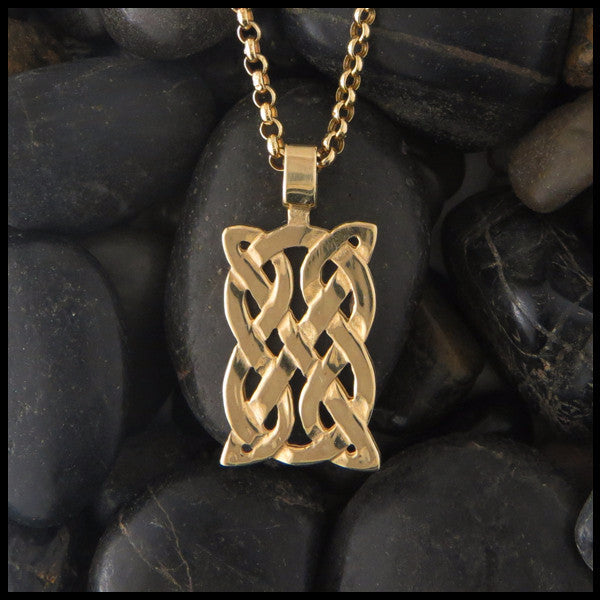 St Andrew's Knot pendant in 14K Yellow, Rose and White Gold