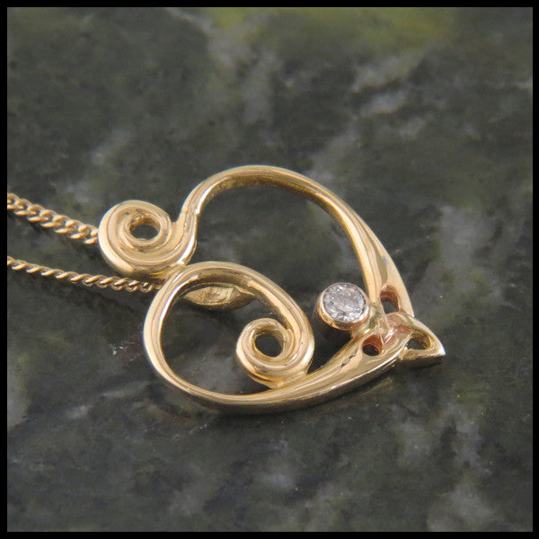 Spiral Heart pendant in 14K Yellow, Rose or White Gold with Diamond