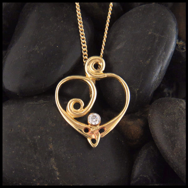 Spiral Heart pendant in 14K Yellow, Rose or White Gold with Diamond