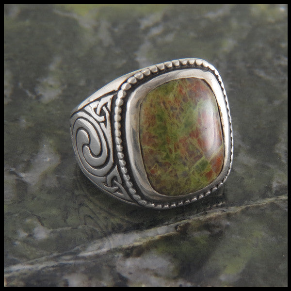Large Men's Celtic Ring with Bloodstone in Sterling Silver