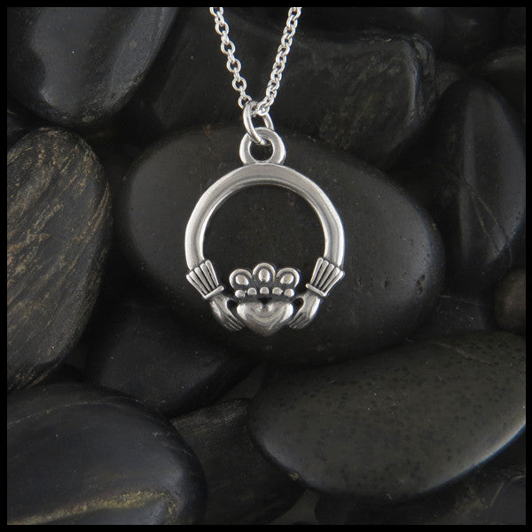 Claddagh Pendant Necklace in Sterling Silver